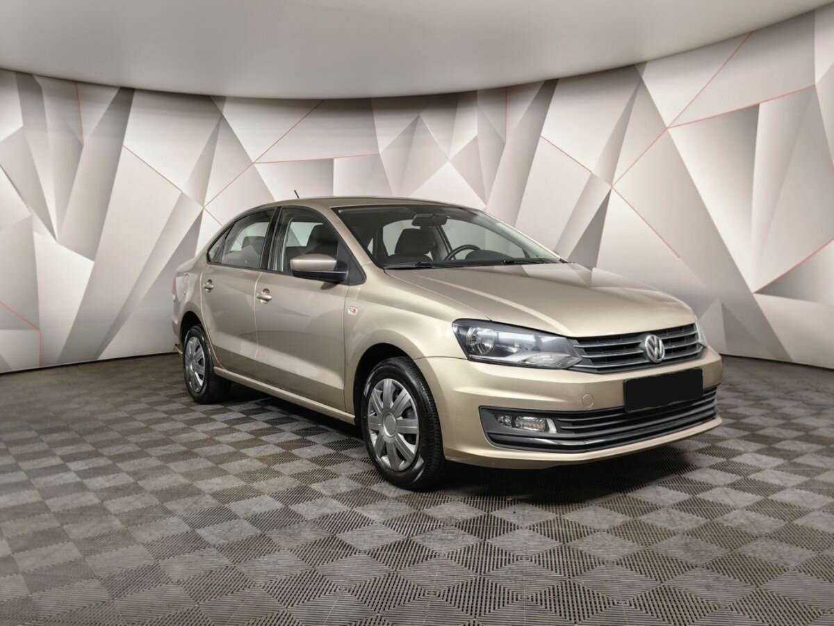 Б/У Фольксваген Поло 2016 года. Фото: #2