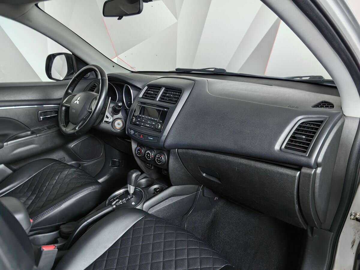 Б/У Митсубиши АС-Икс 2014 года. Фото: #8