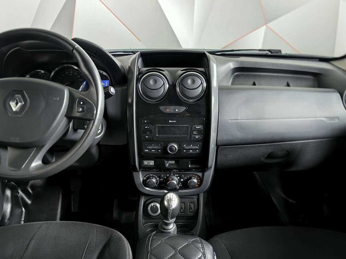 Б/У Рено Дастер 2017 года. Фото: #8