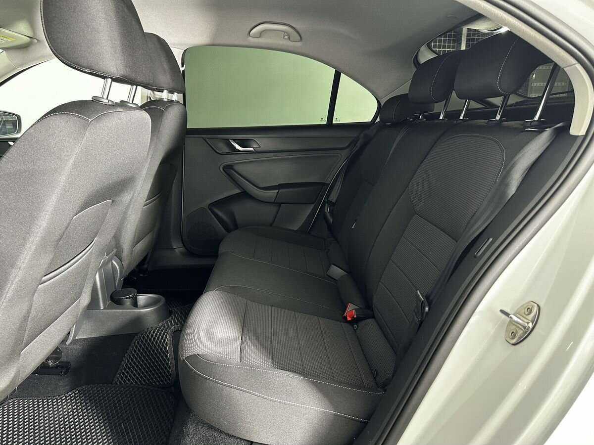 Б/У Шкода Рапид 2016 года. Фото: #15