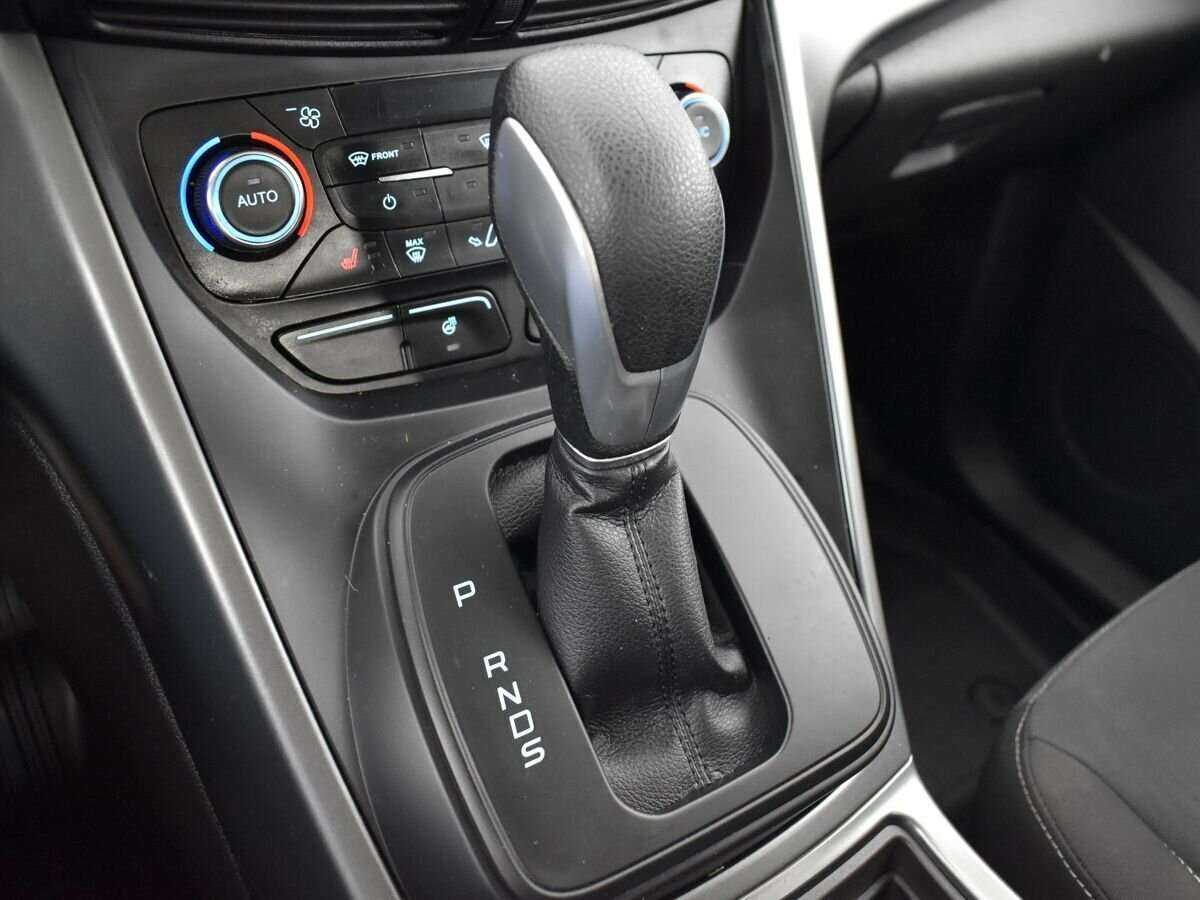 Б/У Форд Куга 2017 года. Фото: #14