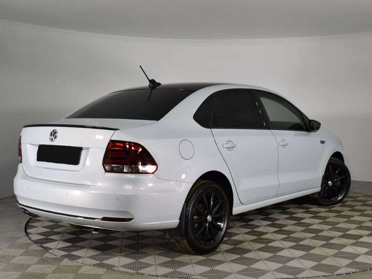 Б/У Фольксваген Поло 2019 года. Фото: #1