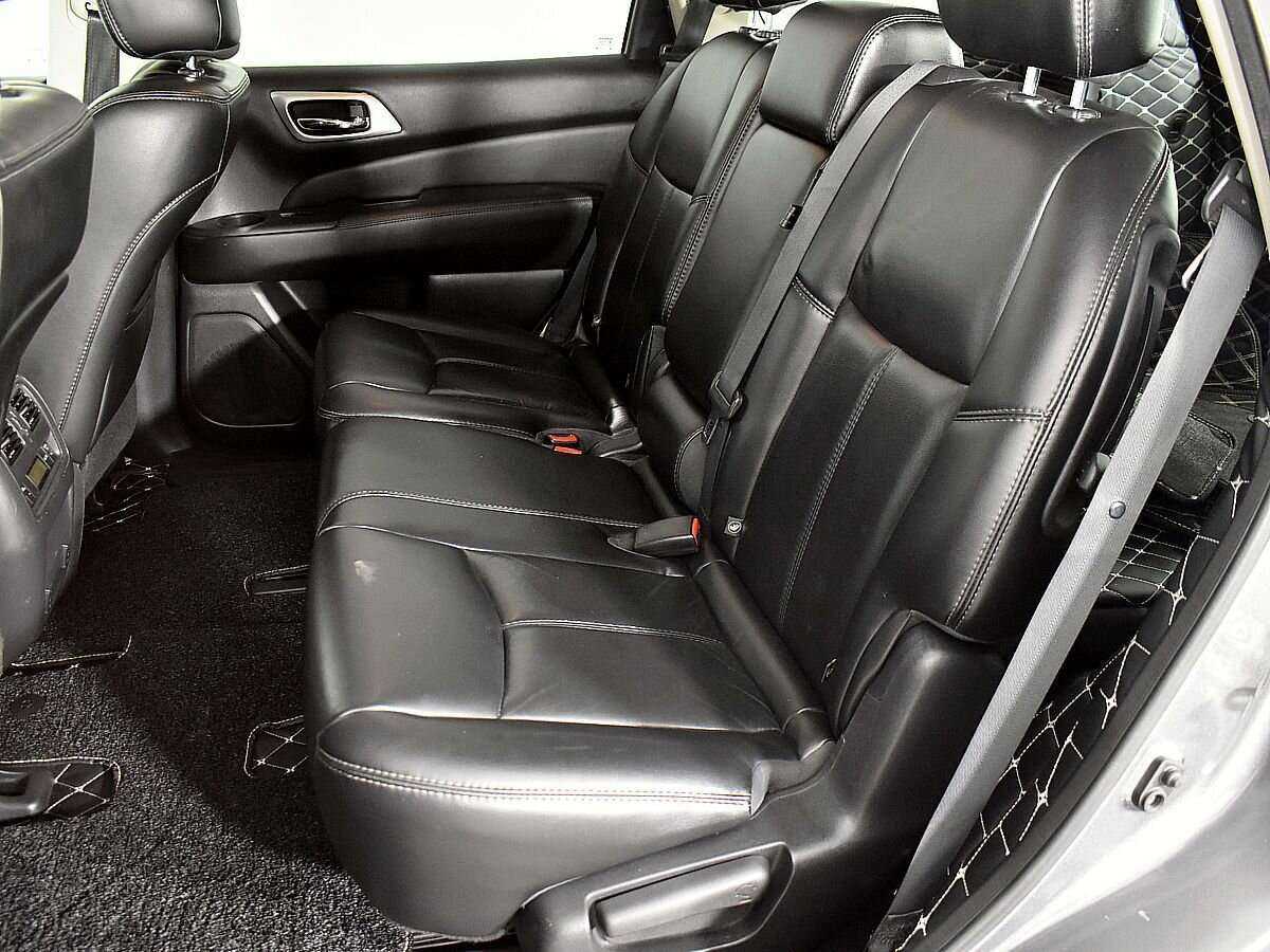 Б/У Ниссан Патфайндер 2015 года. Фото: #12