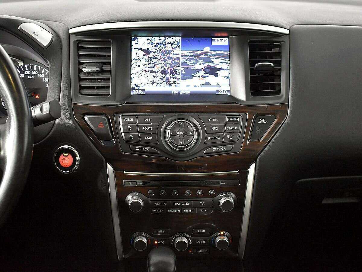 Б/У Ниссан Патфайндер 2015 года. Фото: #18