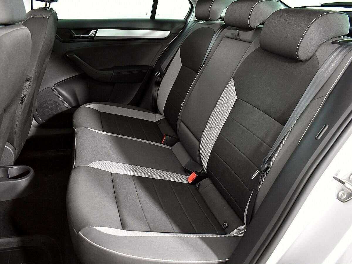 Б/У Шкода Рапид 2019 года. Фото: #6