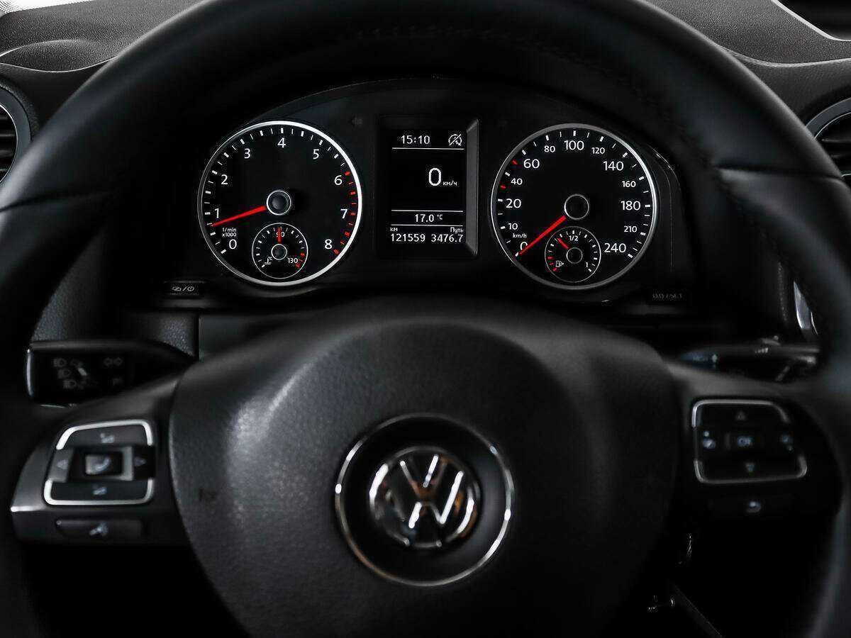 Б/У Фольксваген Тигуан 2014 года. Фото: #15