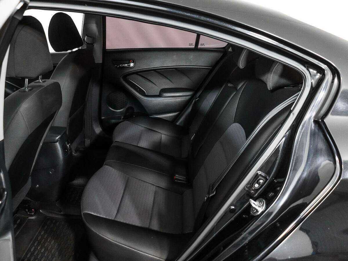 Б/У Киа Церато 2017 года. Фото: #9