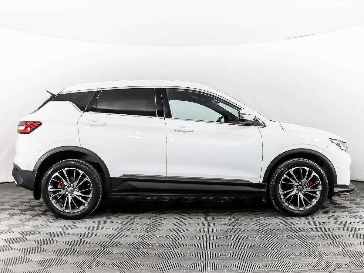 Б/У Джили Кулрэй 2021 года. Фото: #3