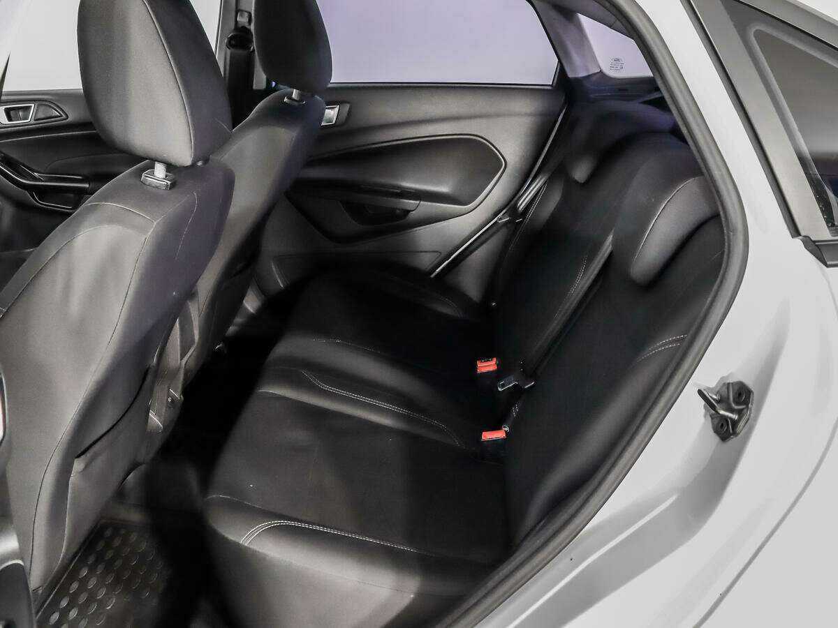 Б/У Форд Фиеста 2015 года. Фото: #8