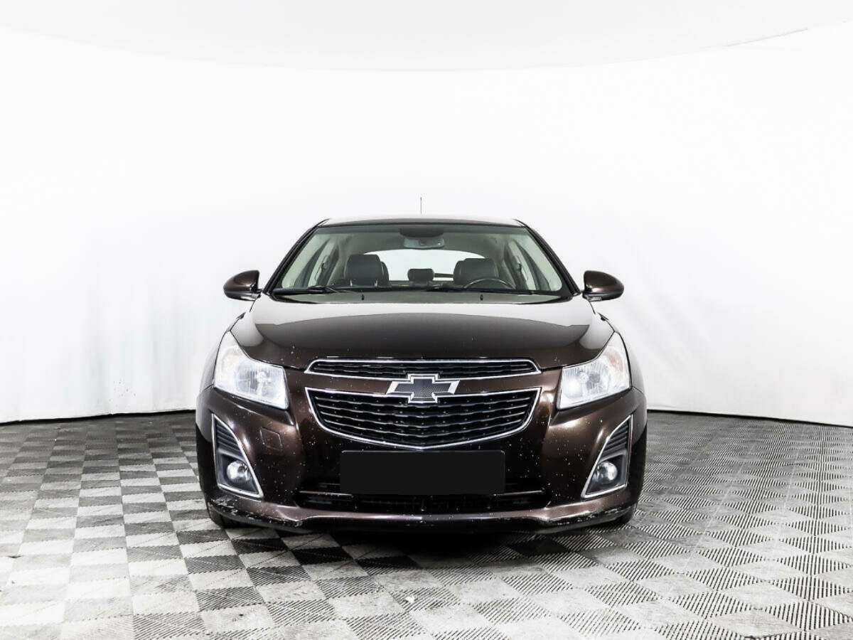 Б/У Шевроле Круз 2013 года. Фото: #1