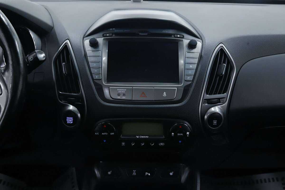 Б/У Хендай ай-икс35 2015 года. Фото: #12