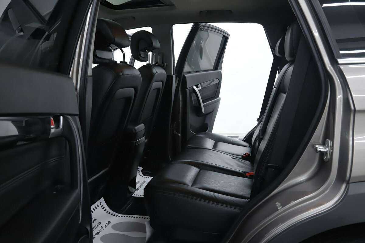 Б/У Шевроле Каптива 2015 года. Фото: #19