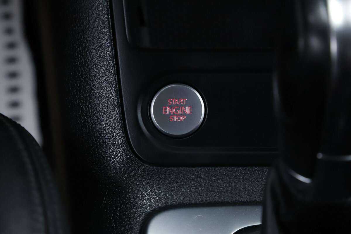 Б/У Фольксваген Тигуан 2015 года. Фото: #14