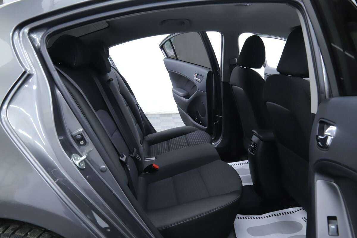 Б/У Киа Церато 2018 года. Фото: #15