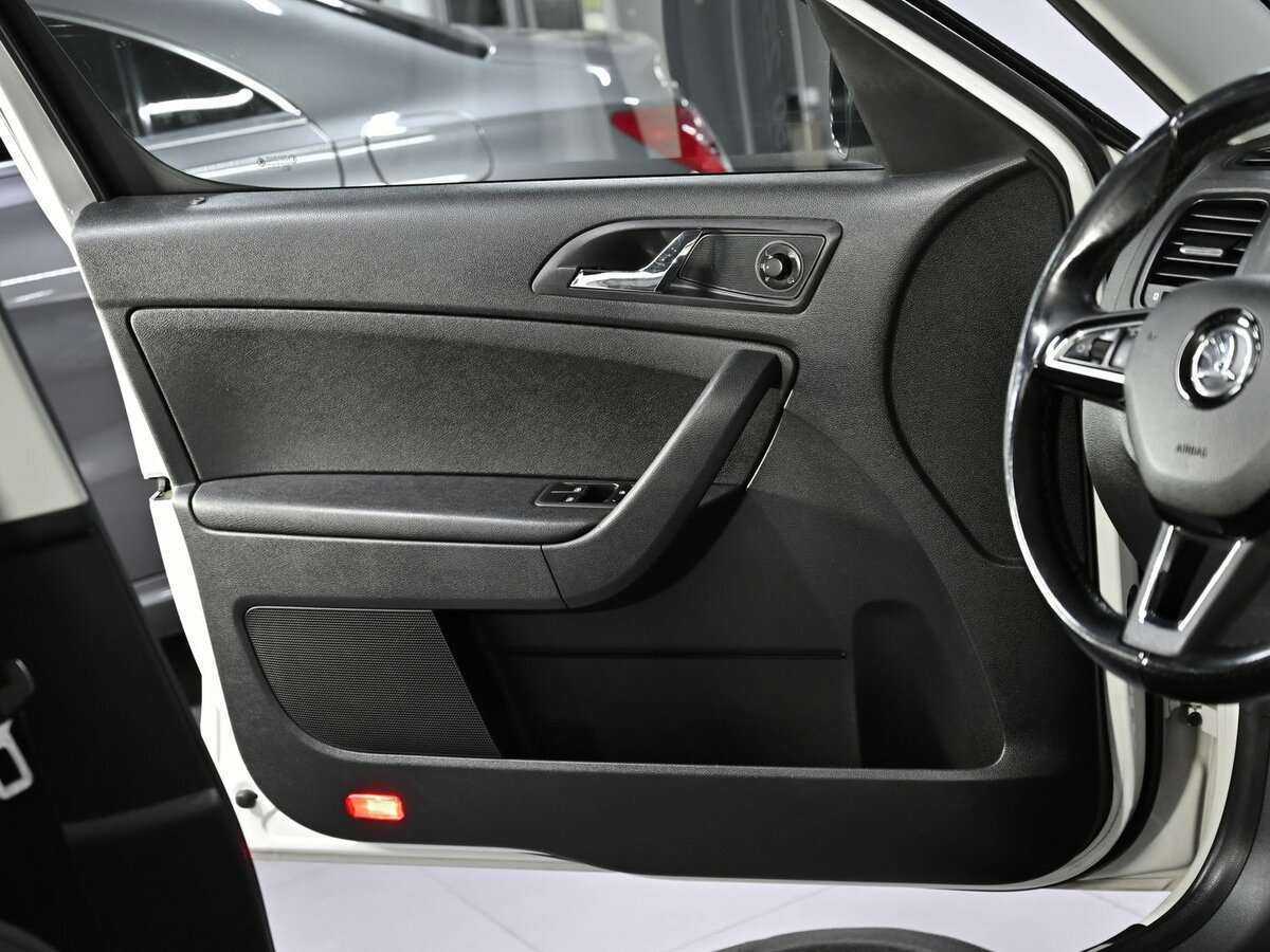 Б/У Шкода Йети 2014 года. Фото: #2