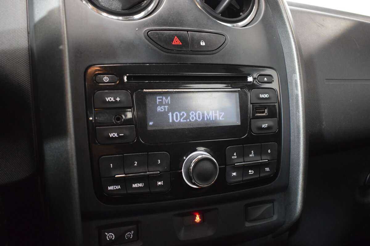 Б/У Рено Дастер 2015 года. Фото: #16