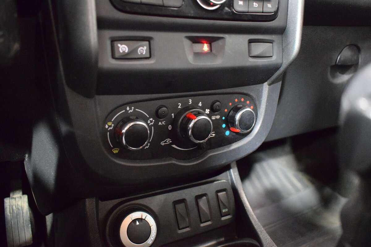 Б/У Рено Дастер 2015 года. Фото: #17