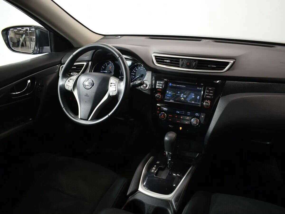 Б/У Ниссан Икс-Трейл 2016 года. Фото: #9