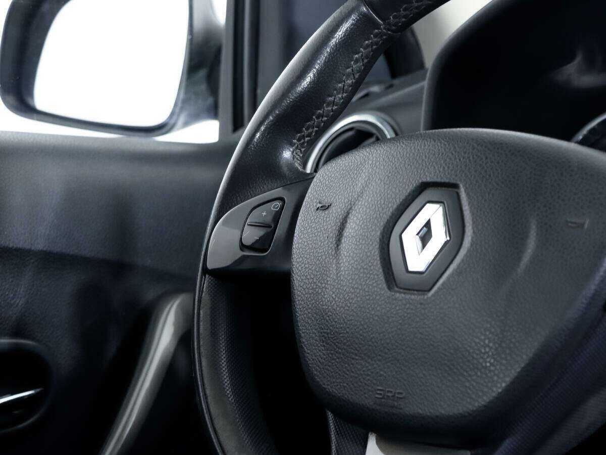 Б/У Рено Сандеро 2018 года. Фото: #14