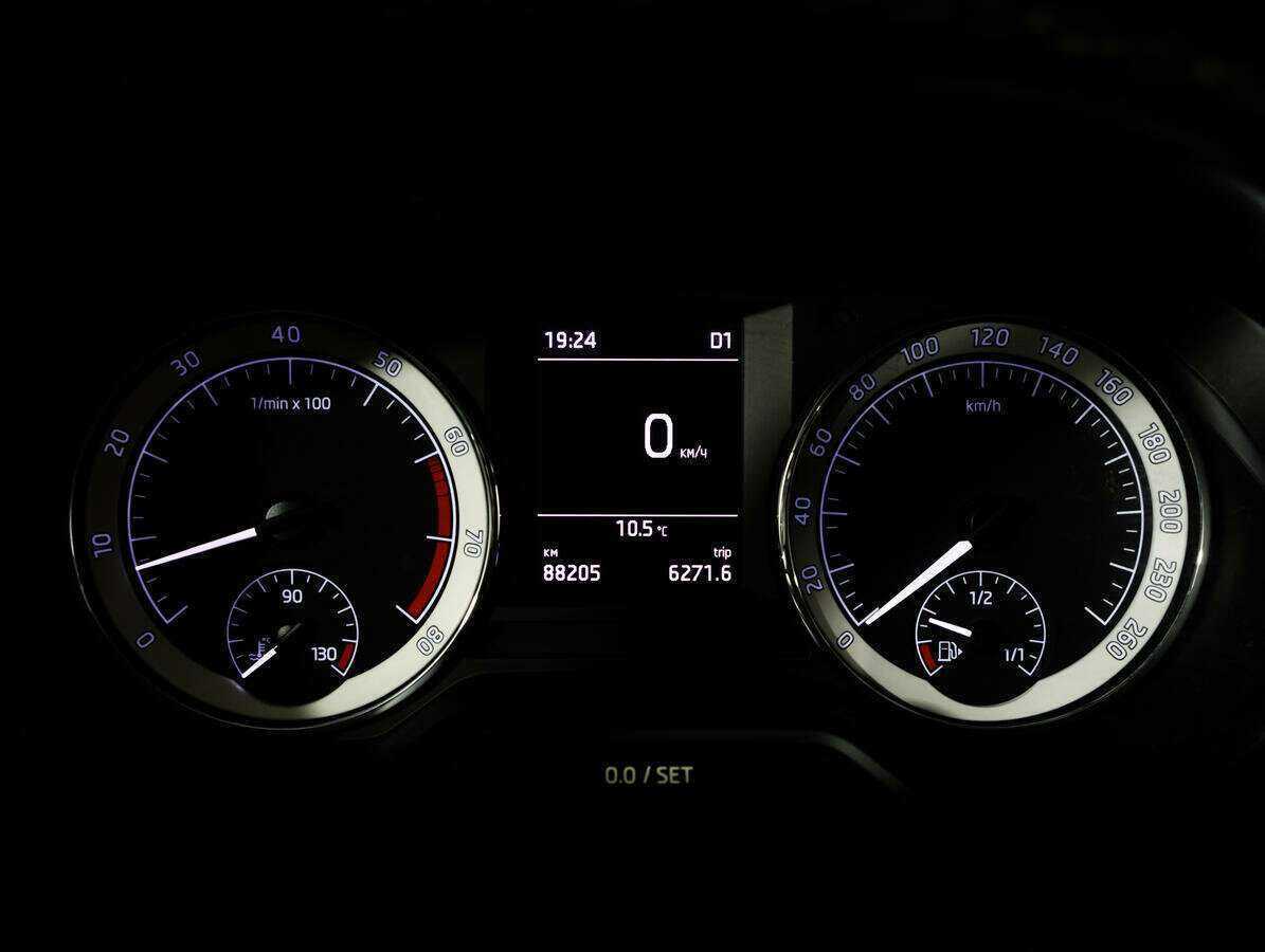 Б/У Шкода Октавия 2018 года. Фото: #10