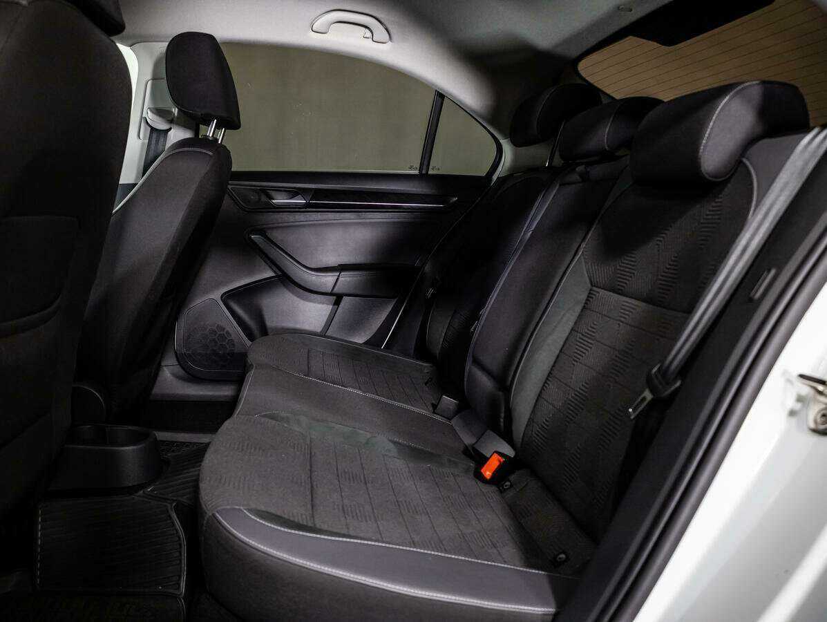 Б/У Фольксваген Поло 2020 года. Фото: #9