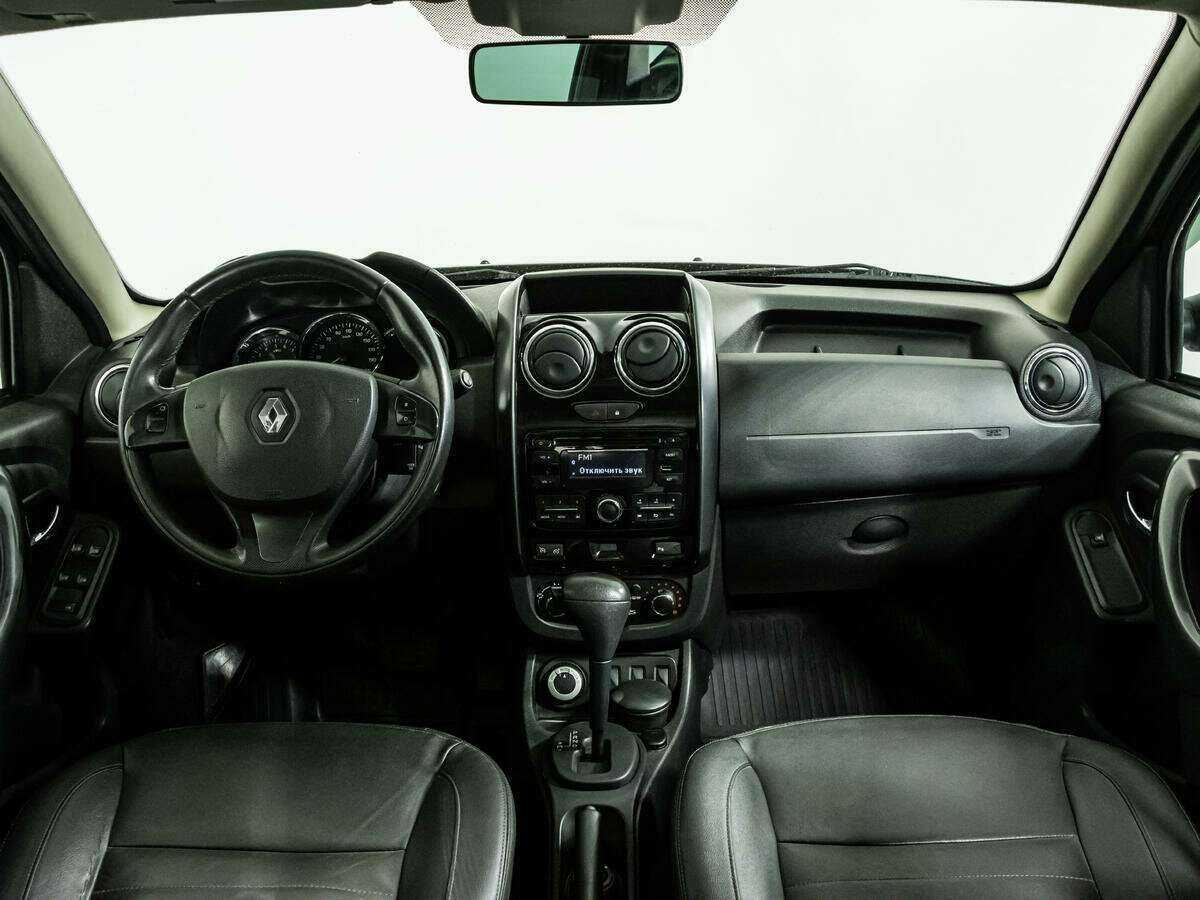 Б/У Рено Дастер 2015 года. Фото: #12
