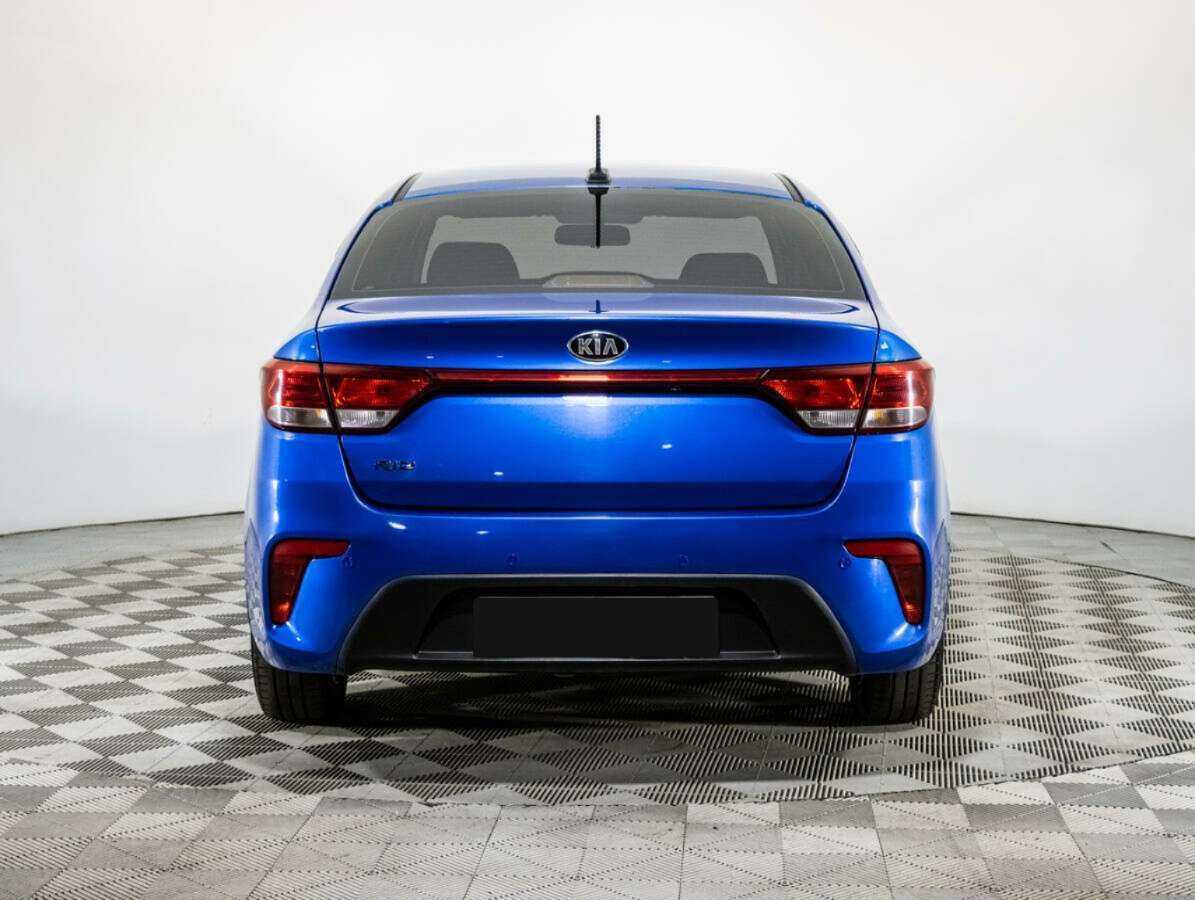 Б/У Киа Рио 2017 года. Фото: #4