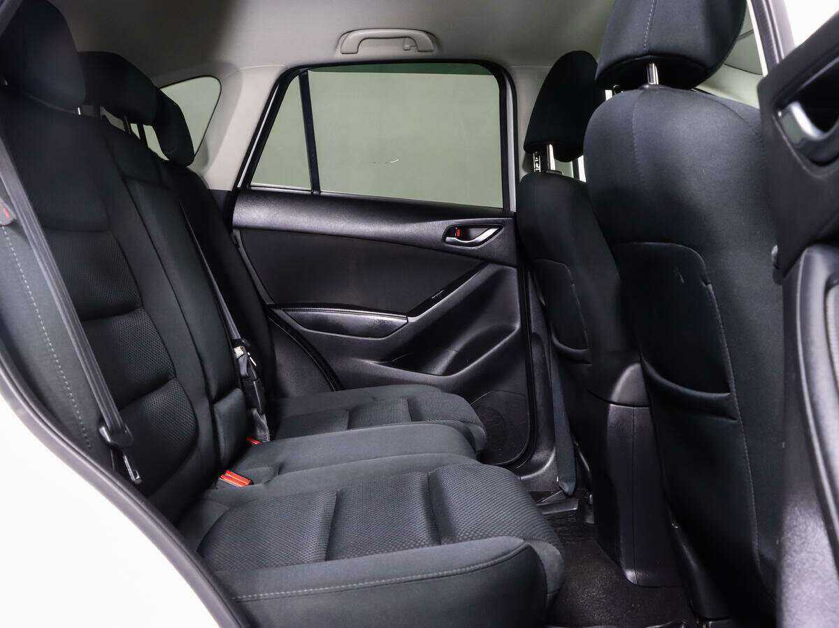 Б/У Мазда Ц-Икс-5 2016 года. Фото: #15