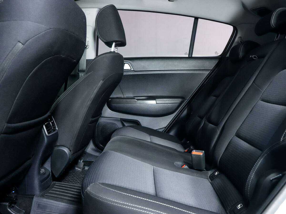 Б/У Киа Спортейдж 2018 года. Фото: #8