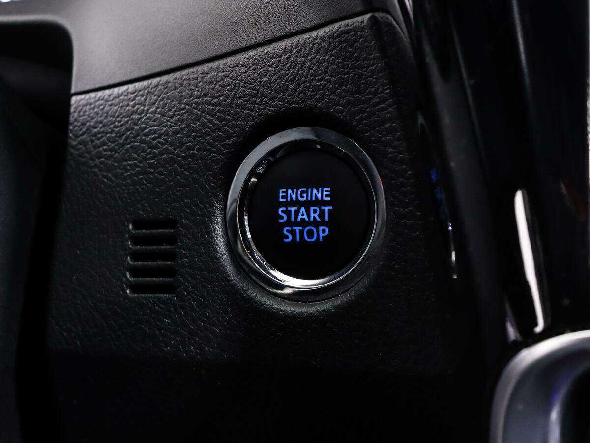 Б/У Тойота Королла 2018 года. Фото: #17