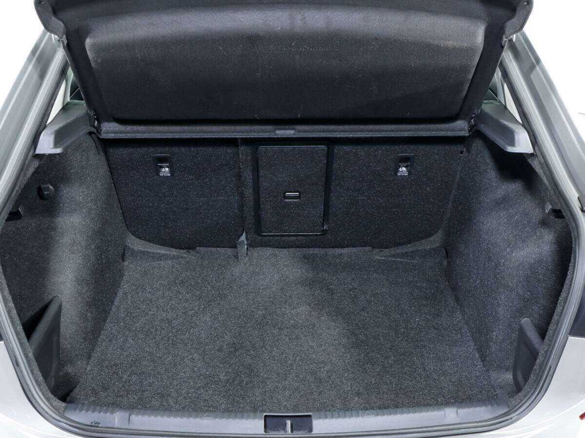 Б/У Фольксваген Поло 2020 года. Фото: #13