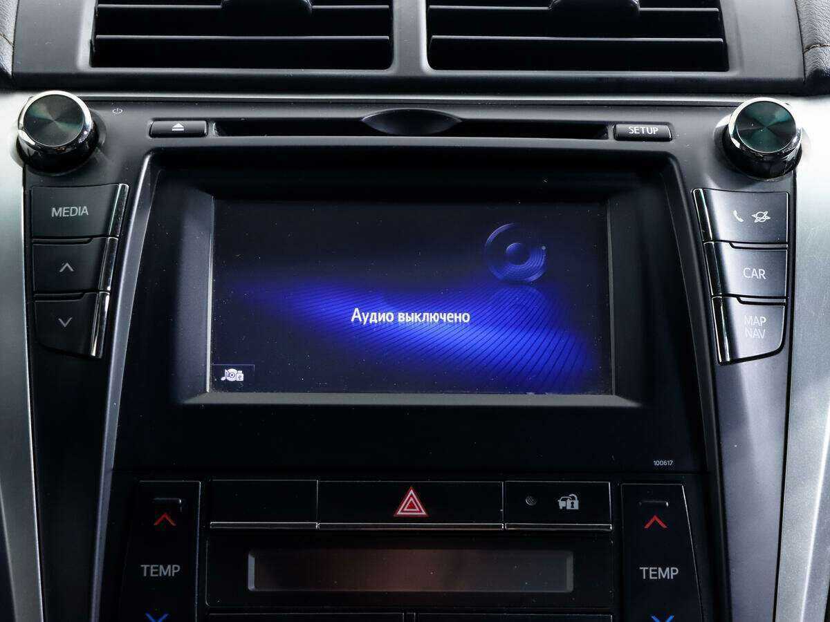 Б/У Тойота Камри 2017 года. Фото: #16