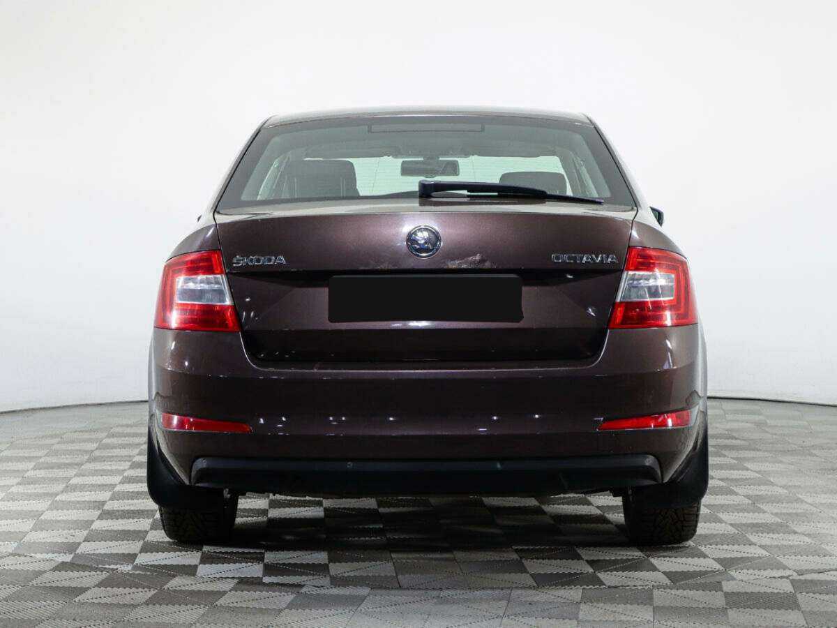 Б/У Шкода Октавия 2013 года. Фото: #5