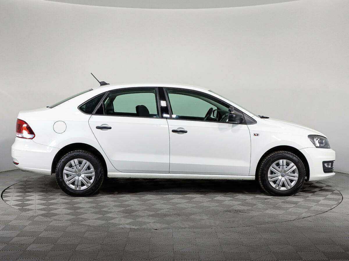 Б/У Фольксваген Поло 2018 года. Фото: #3