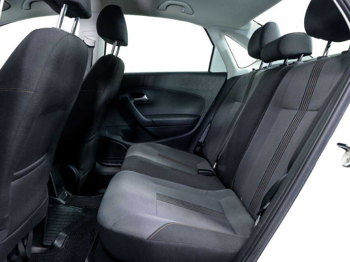 Б/У Фольксваген Поло 2016 года. Фото: #10