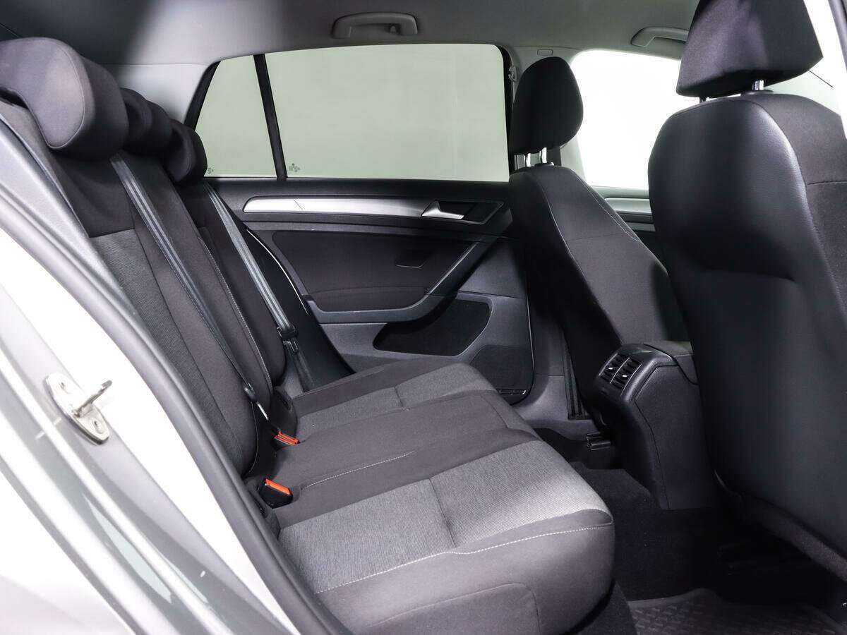 Б/У Фольксваген Гольф 2013 года. Фото: #10