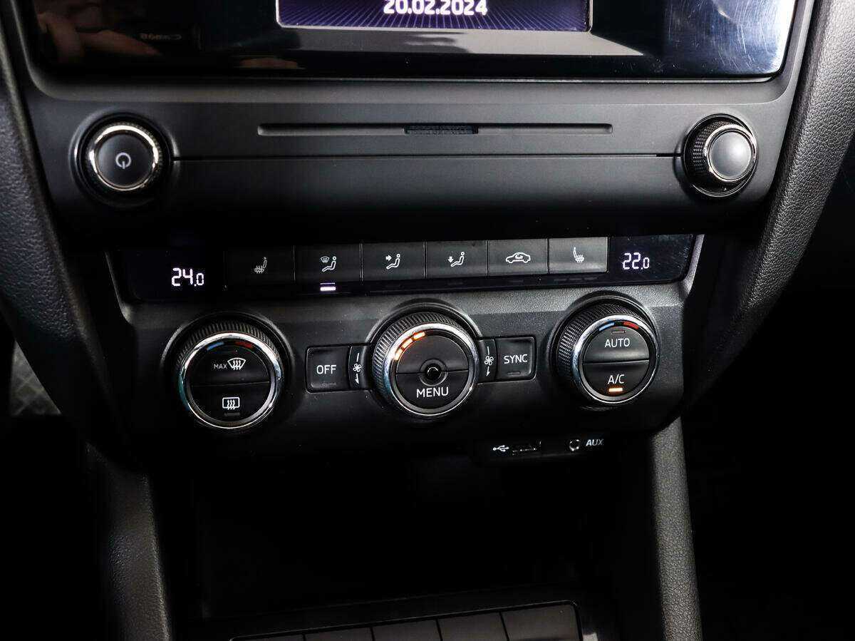 Б/У Шкода Октавия 2015 года. Фото: #10