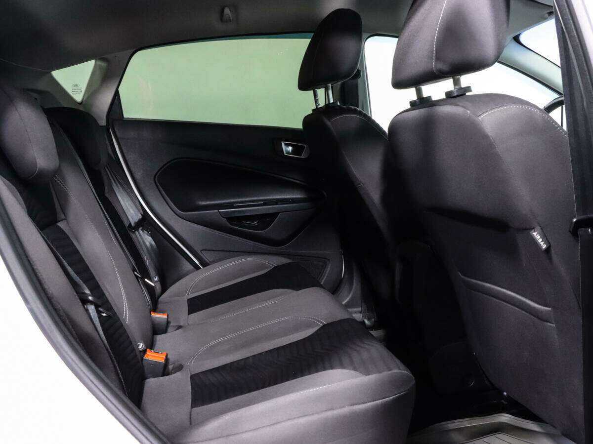 Б/У Форд Фиеста 2015 года. Фото: #12