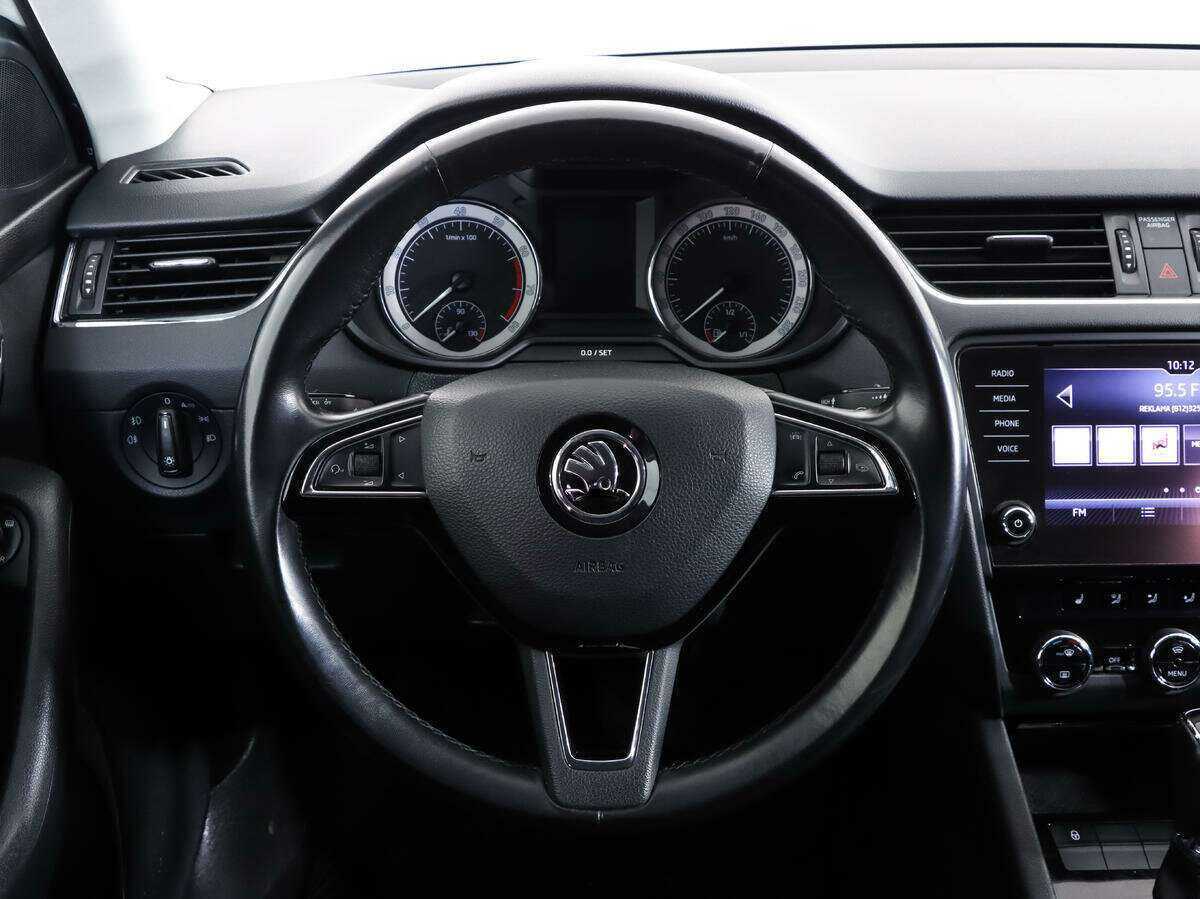 Б/У Шкода Октавия 2017 года. Фото: #8