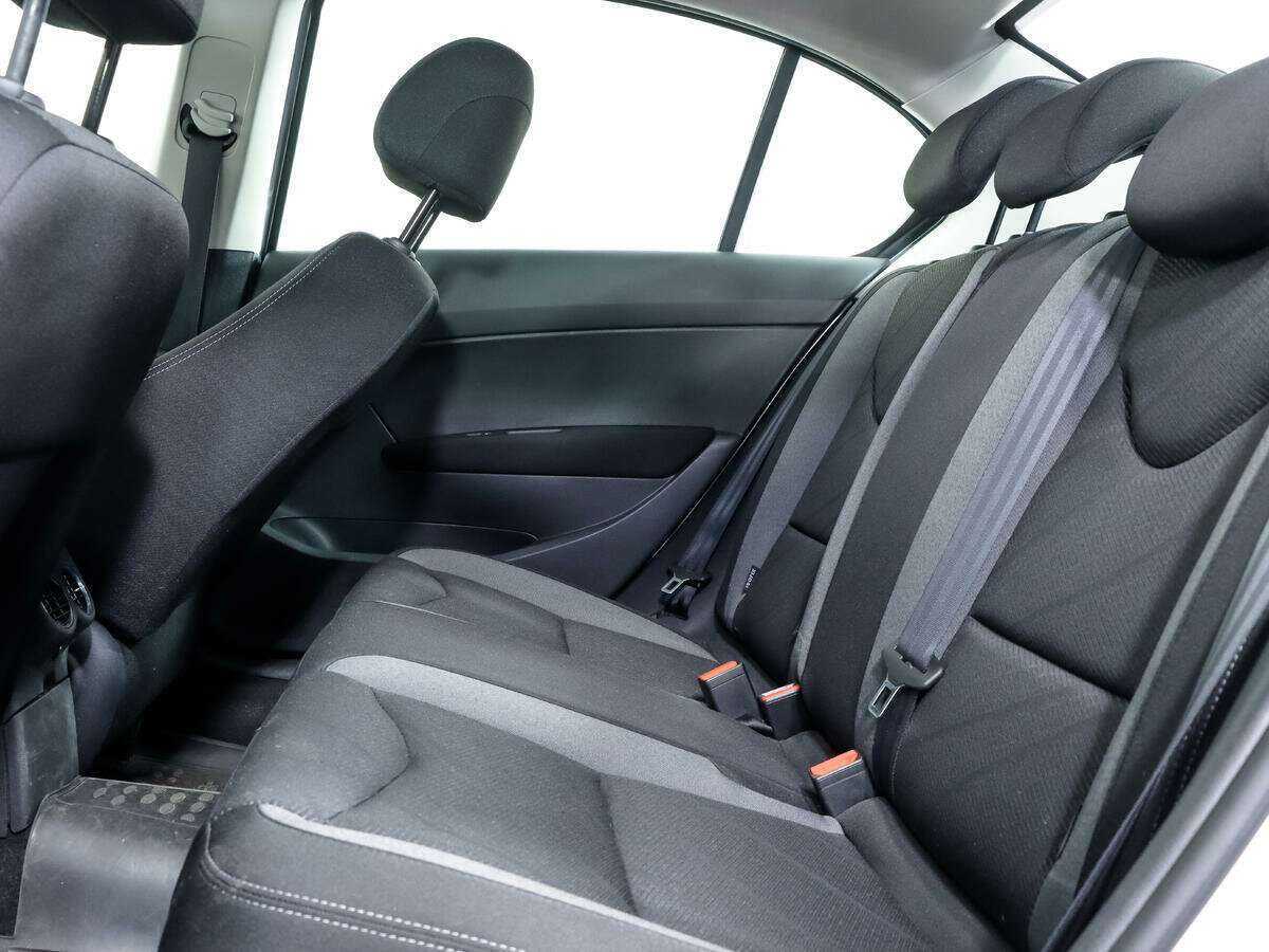 Б/У Пежо 408 2016 года. Фото: #10