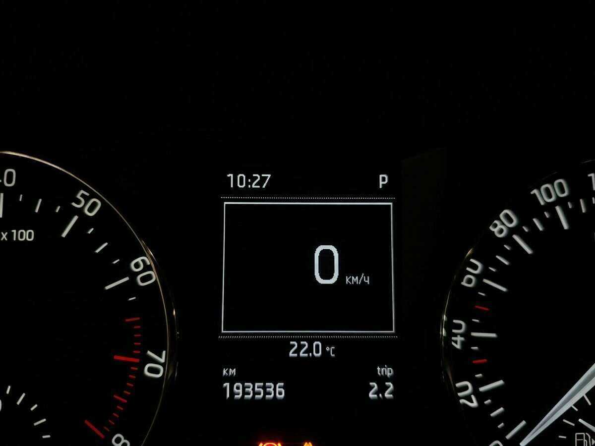 Б/У Шкода Октавия 2014 года. Фото: #17