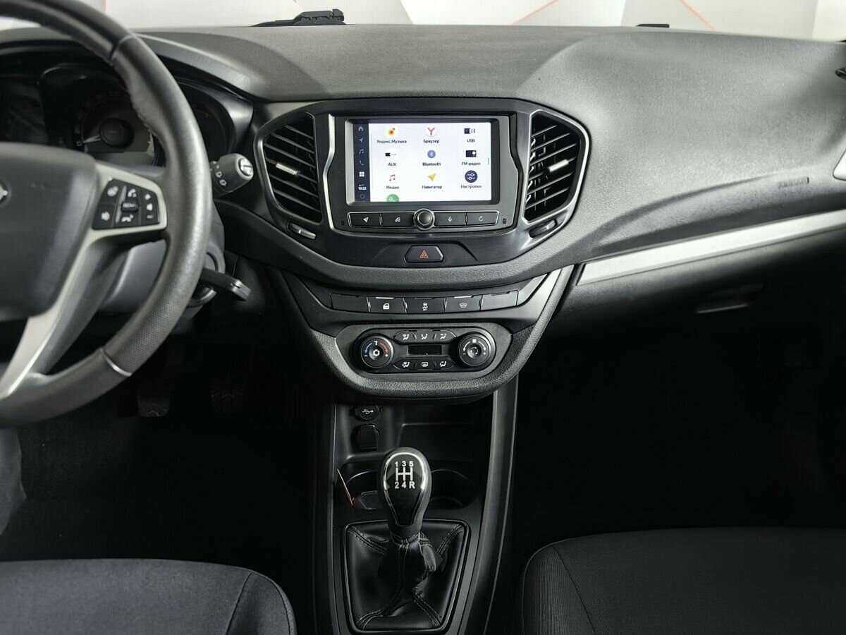 Б/У Лада (ВАЗ) Веста 2021 года. Фото: #10