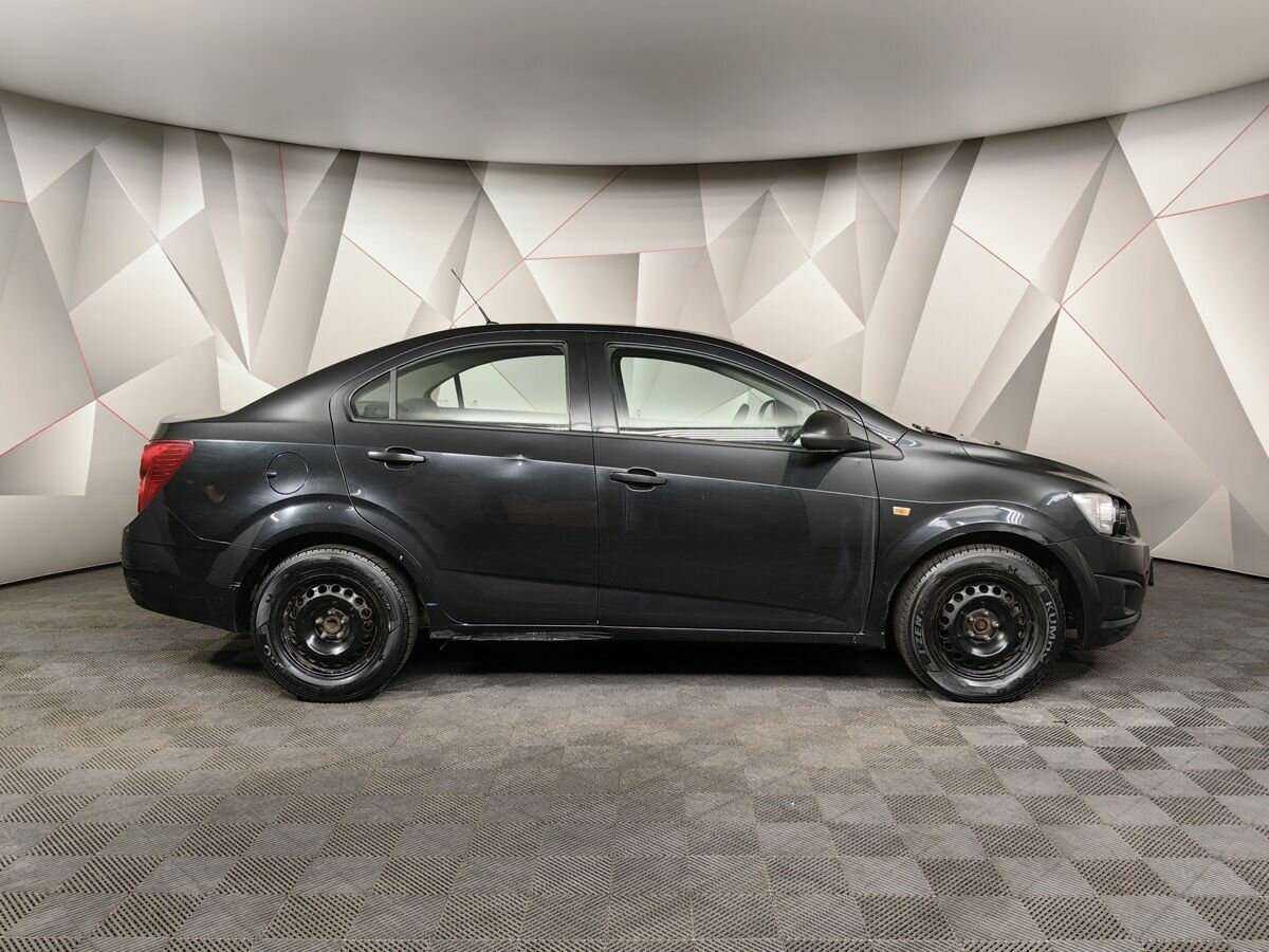 Б/У Шевроле Авео 2012 года. Фото: #5