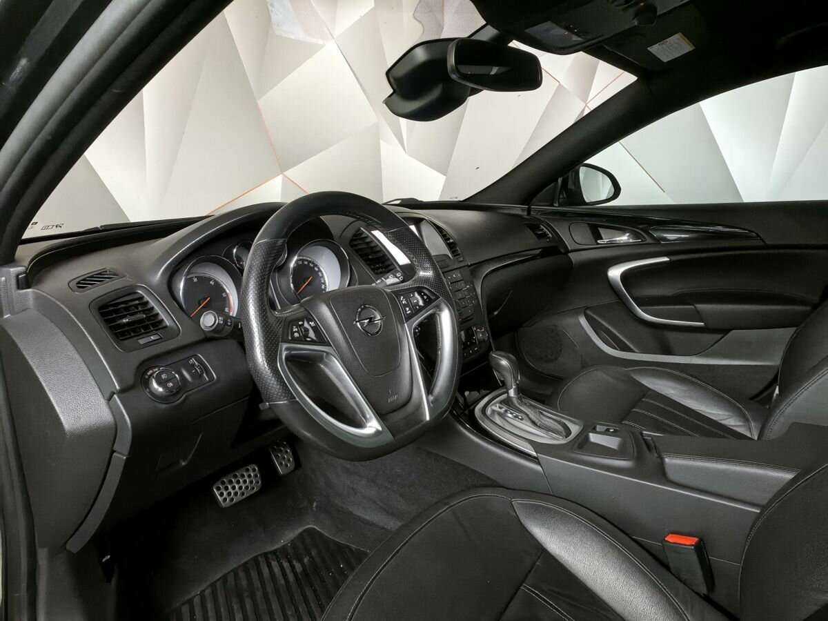 Б/У Опель Инсигния 2013 года. Фото: #13