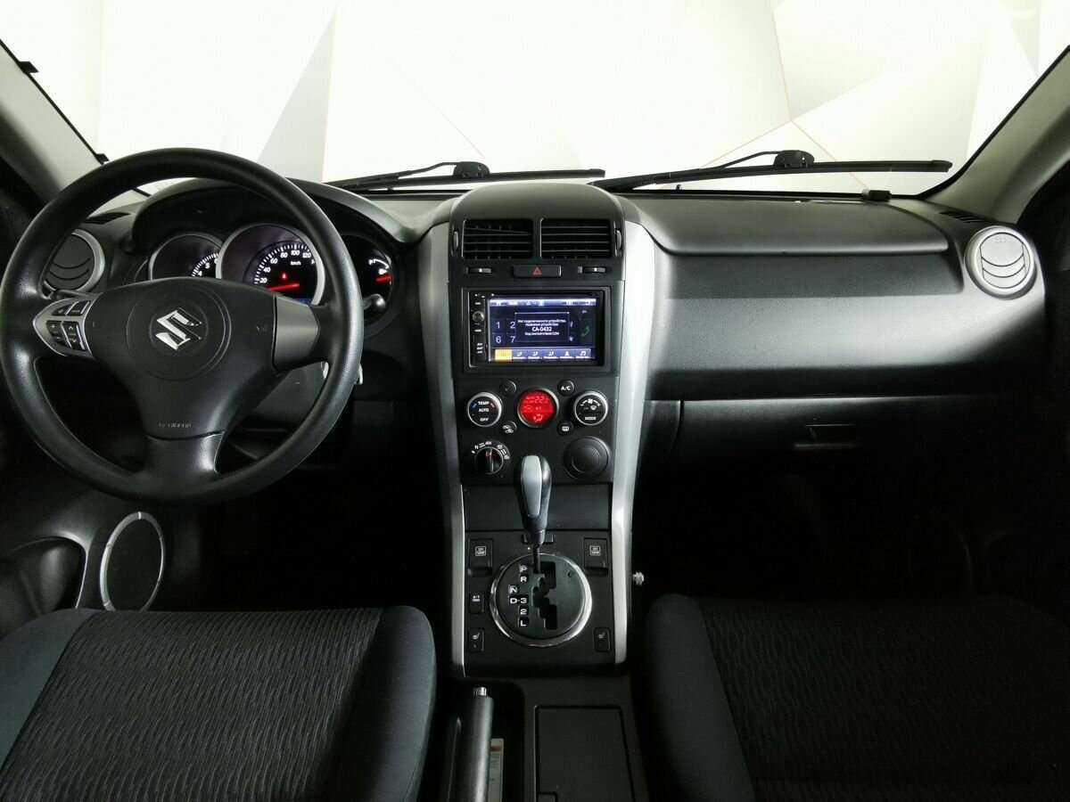 Б/У Сузуки Гранд Витара 2013 года. Фото: #9