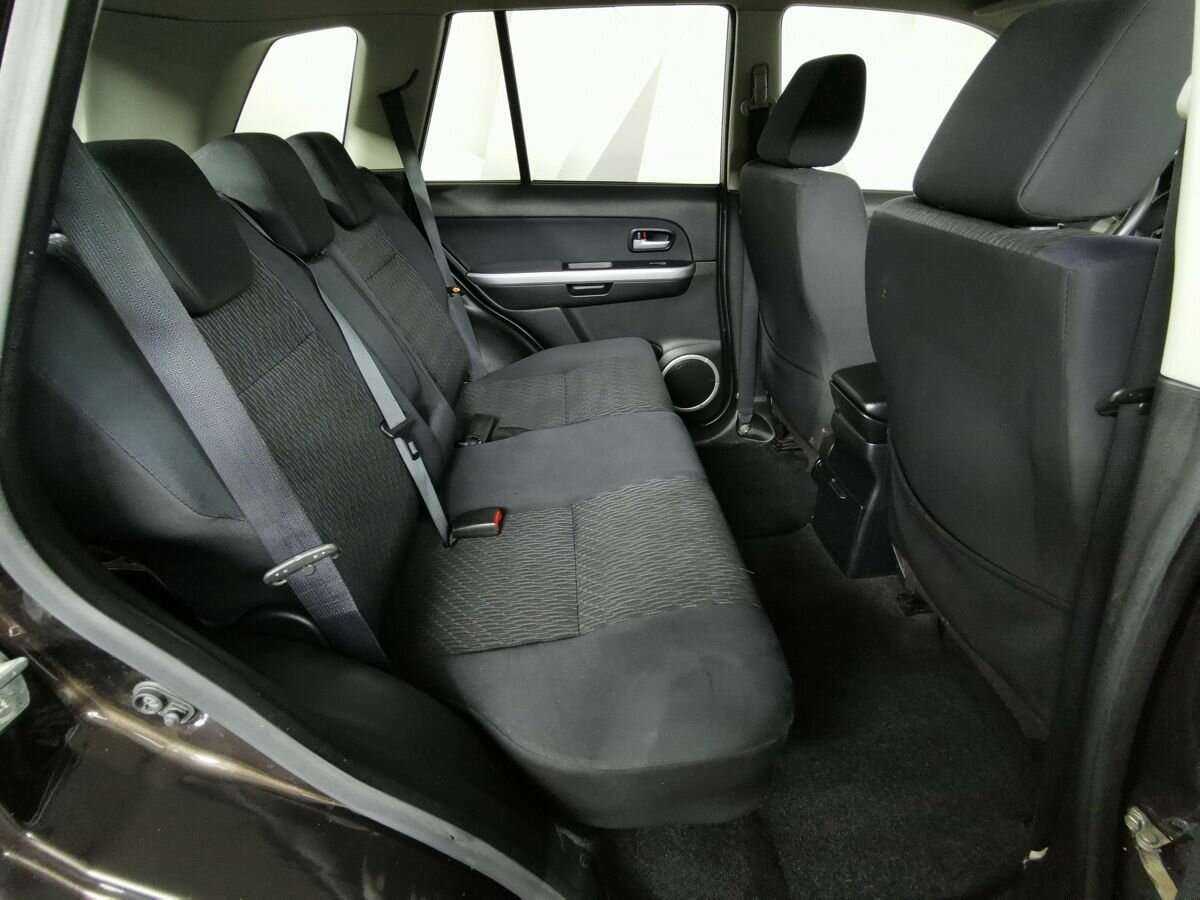 Б/У Сузуки Гранд Витара 2013 года. Фото: #11