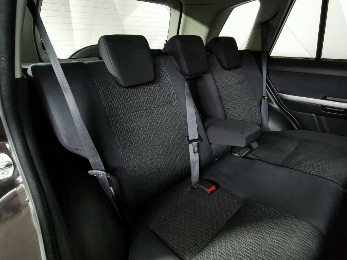 Б/У Сузуки Гранд Витара 2013 года. Фото: #12