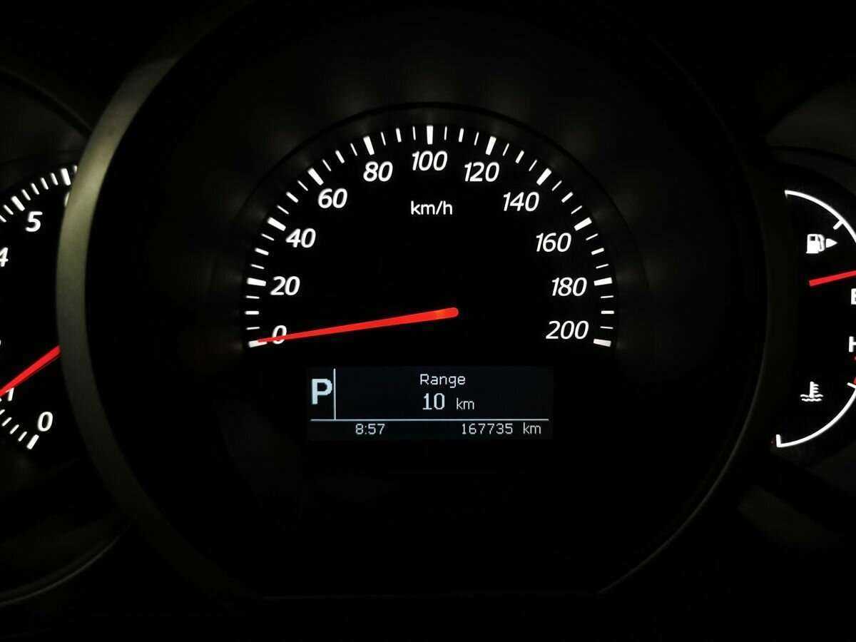 Б/У Сузуки Гранд Витара 2013 года. Фото: #15