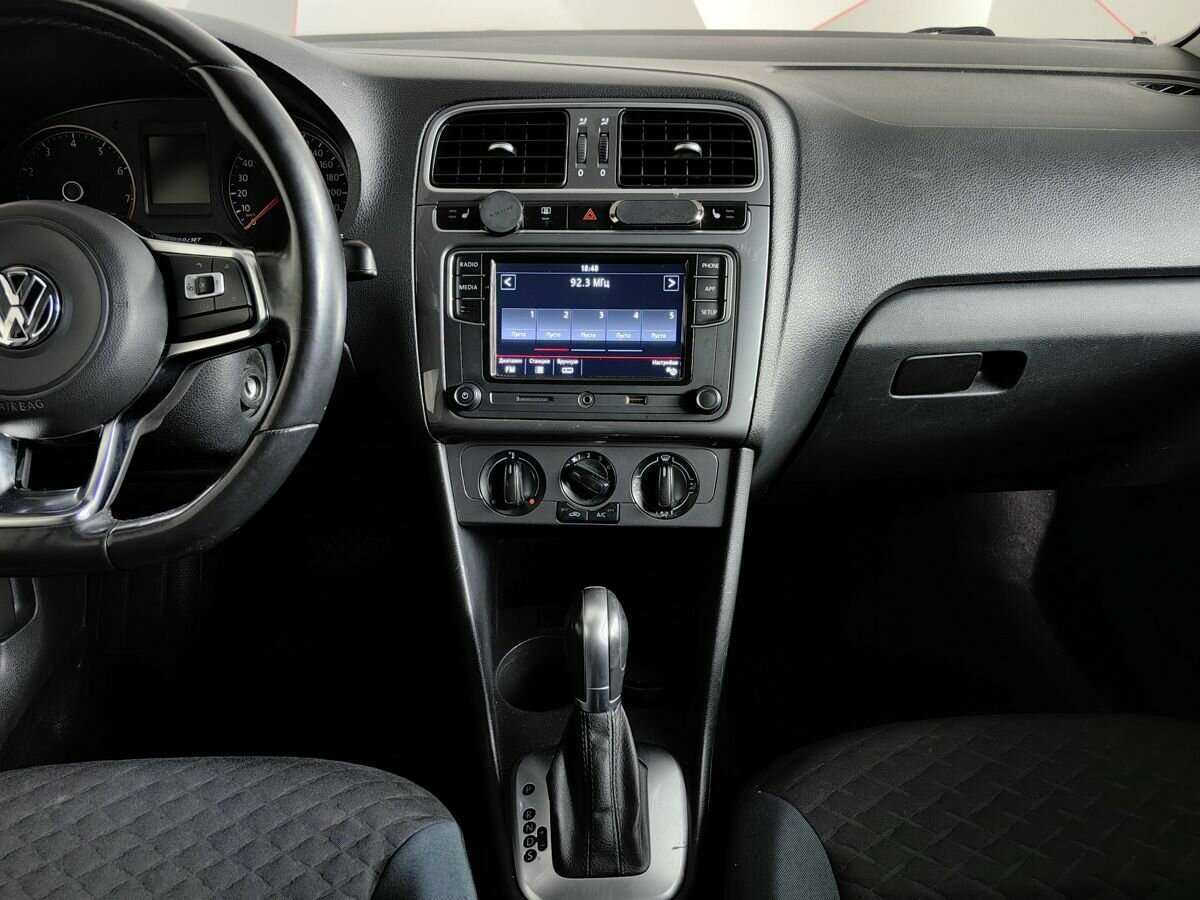 Б/У Фольксваген Поло 2019 года. Фото: #10