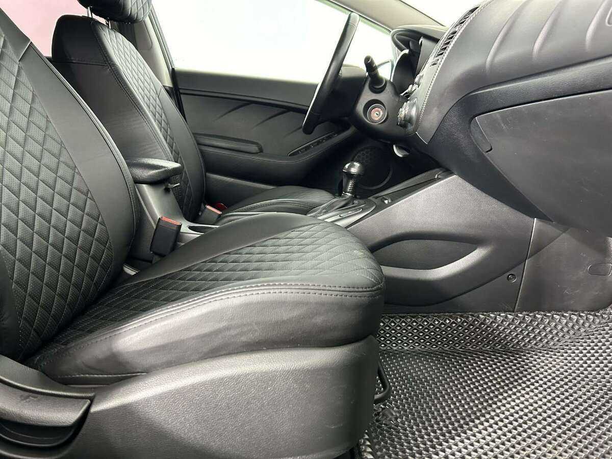 Б/У Киа Церато 2014 года. Фото: #13